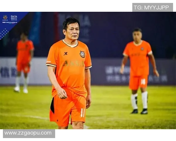 12月16日足球巨星生日盘点探寻那些闪耀绿茵场的传奇人物 12月16日足球巨星生日盘点探寻那些闪耀绿茵场的传奇人物