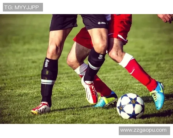 以经典足球442阵型球星为核心全面解析团队配合与进攻防守平衡 以经典足球442阵型球星为核心全面解析团队配合与进攻防守平衡