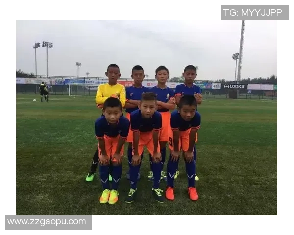 全球顶级足球巨星崛起之路:从青训到荣耀巅峰的传奇故事 全球顶级足球巨星崛起之路:从青训到荣耀巅峰的传奇故事